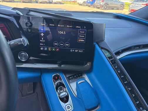 Rapid Blue 2022 Chevrolet Corvette Stingray w/3LT