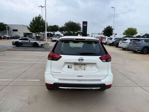 Glacier White 2018 Nissan Rogue S
