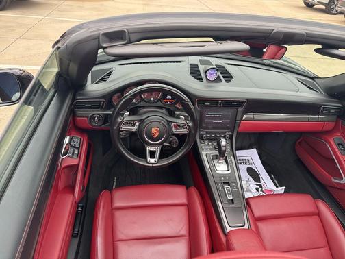 2018 Porsche 911 Turbo