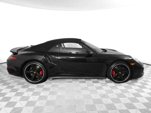 Jet Black Metallic 2018 Porsche 911 Turbo