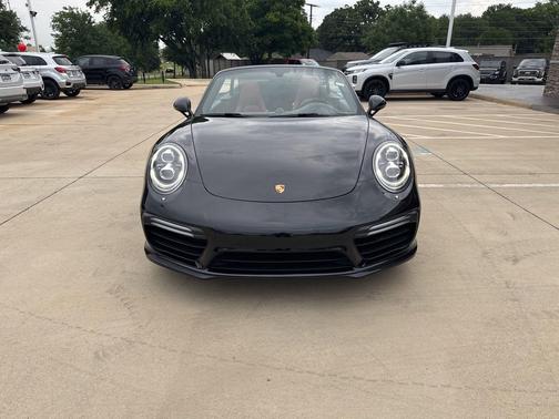 2018 Porsche 911 Turbo