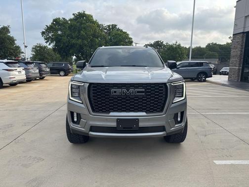 Sterling Metallic 2024 GMC Yukon XL Denali