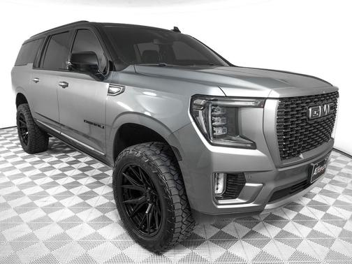 Sterling Metallic 2024 GMC Yukon XL Denali