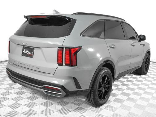 Wolf Gray 2022 Kia Sorento EX