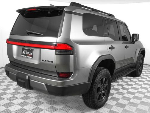 Atomic Silver 2025 Lexus GX 550 Overtrail
