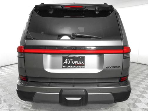 Atomic Silver 2025 Lexus GX 550 Overtrail