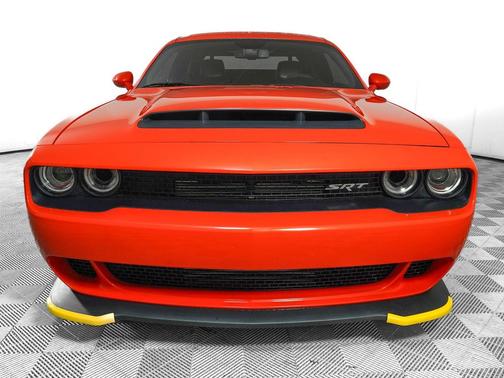 Go Mango 2023 Dodge Challenger SRT Demon