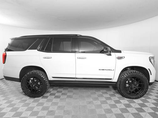 Glacier White Tricoat 2026 GMC Yukon Denali