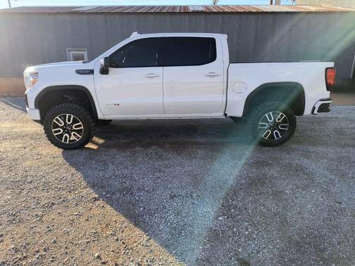 2019 GMC Sierra 1500 AT4