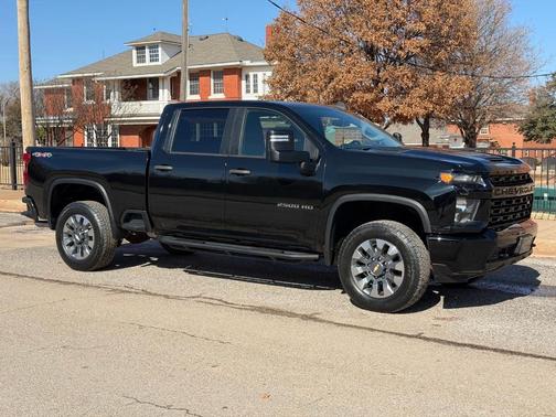 2022 Chevrolet Silverado 2500 Custom