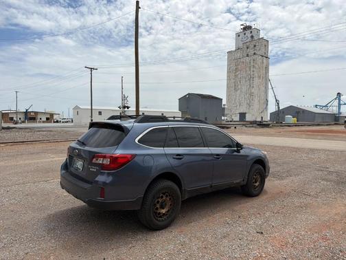 Twilight Blue Metallic 2017 Subaru Outback 2.5i Premium