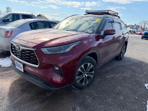 2022 Toyota Highlander XLE