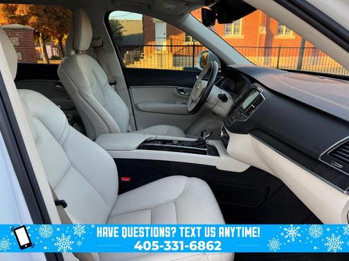 2020 Volvo XC90 T5 Momentum 7 Passenger