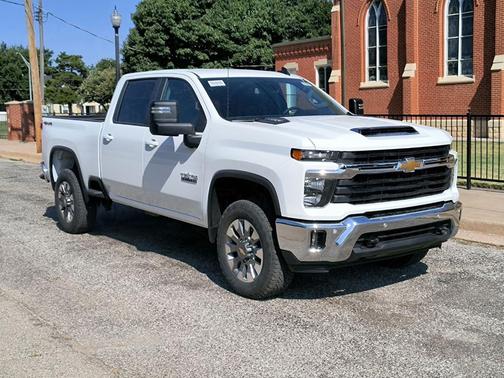 2025 Chevrolet Silverado 3500 LT