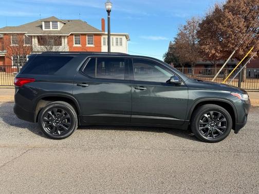 2021 Chevrolet Traverse RS