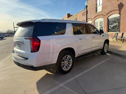2021 GMC Yukon XL SLT