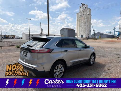 Silver Metallic 2022 Ford Edge Titanium