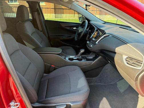 2023 Chevrolet Malibu RS