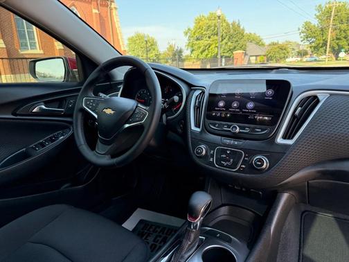 2023 Chevrolet Malibu RS