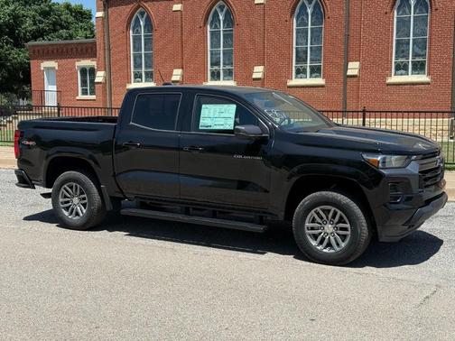 2025 Chevrolet Colorado LT