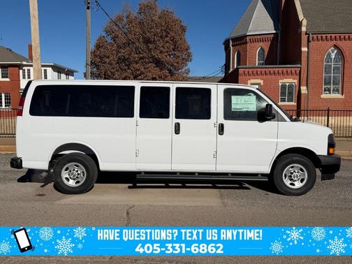 2025 Chevrolet Express 3500 LS