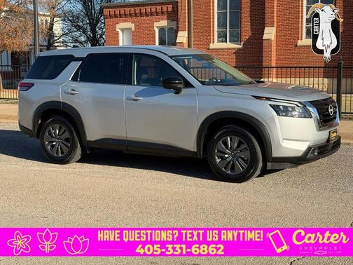 2024 Nissan Pathfinder S