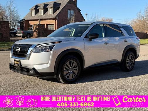 2024 Nissan Pathfinder S