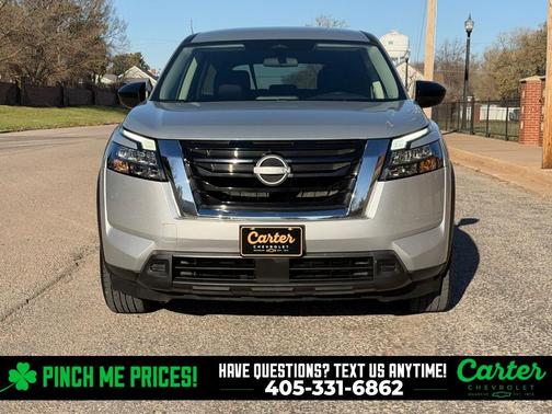 2024 Nissan Pathfinder S
