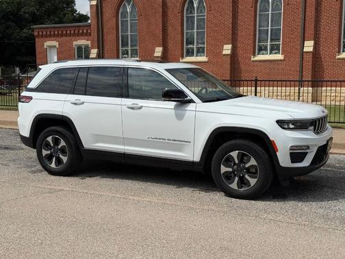 2022 Jeep Grand Cherokee 4xe Base