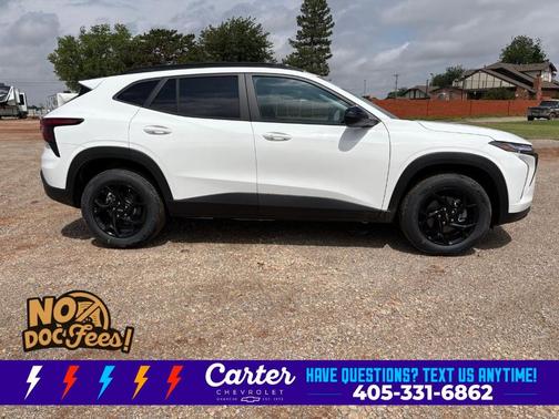 Summit White 2026 Chevrolet Trax LT