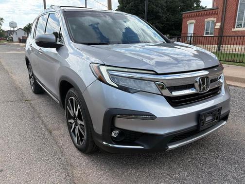 Silver 2019 Honda Pilot Touring 7-Passenger