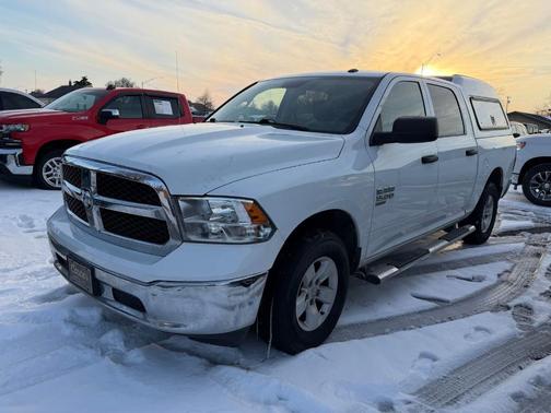 2022 RAM 1500 Classic SLT