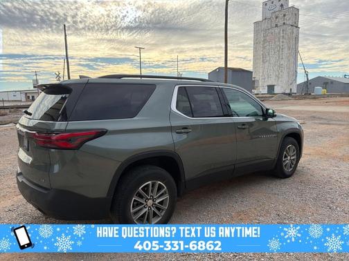 2023 Chevrolet Traverse LT Cloth