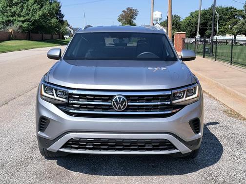 2022 Volkswagen Atlas Cross Sport 2.0T SE w/Technology