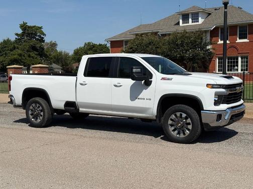2025 Chevrolet Silverado 2500 LT