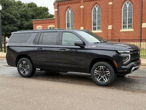2025 Chevrolet Suburban Z71