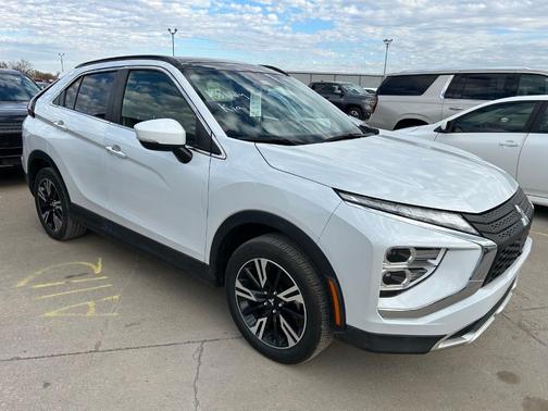 2023 Mitsubishi Eclipse Cross SE