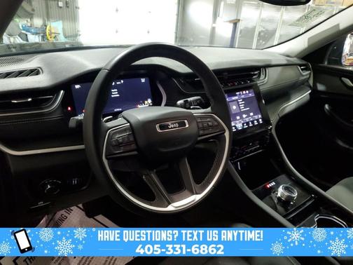 2023 Jeep Grand Cherokee L Laredo