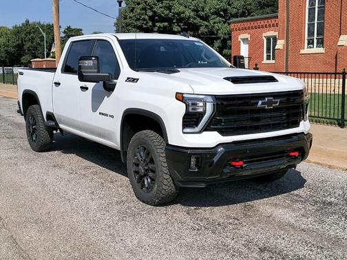2026 Chevrolet Silverado 2500 LT
