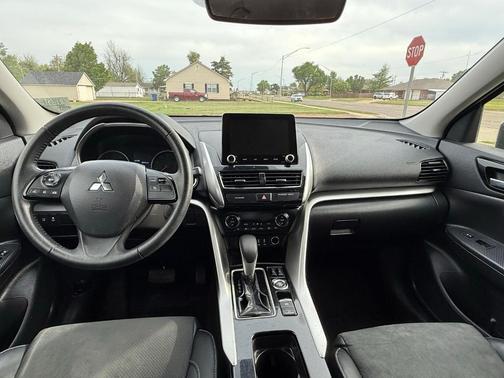2023 Mitsubishi Eclipse Cross SE