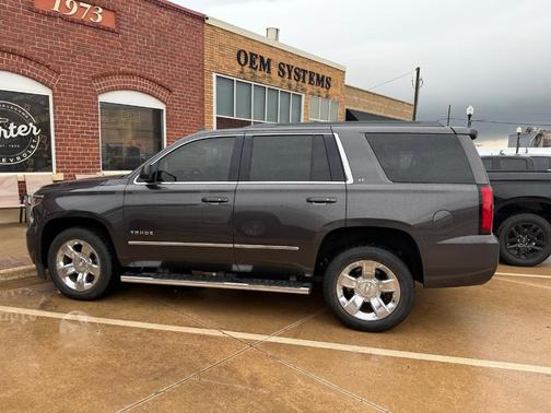 Tungsten Metallic 2018 Chevrolet Tahoe LT