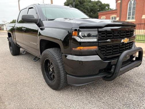 Black 2018 Chevrolet Silverado 1500 Custom