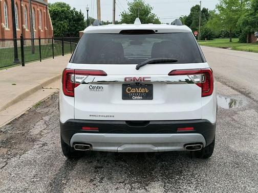 2020 GMC Acadia SLT