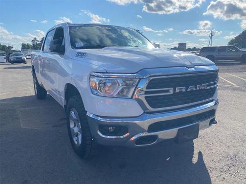 Bright White Clearcoat 2022 RAM 1500 Big Horn