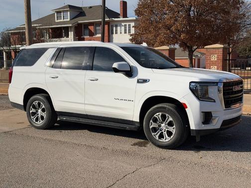 2023 GMC Yukon SLE