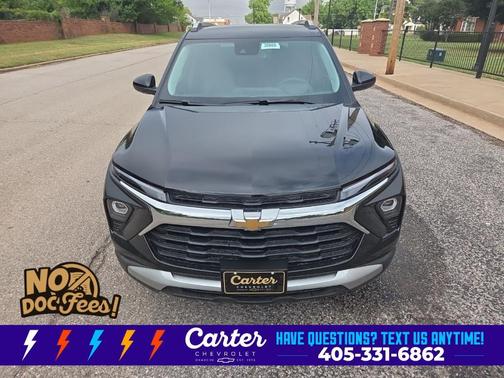 Mosaic Black Metallic 2026 Chevrolet Trailblazer LT