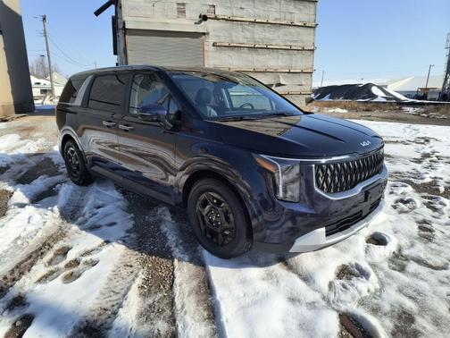 2025 Kia Carnival LXS