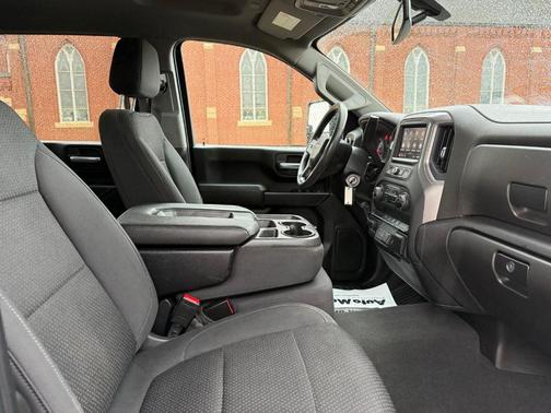 2023 Chevrolet Silverado 2500 Custom