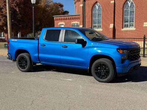 2026 Chevrolet Silverado 1500 Custom