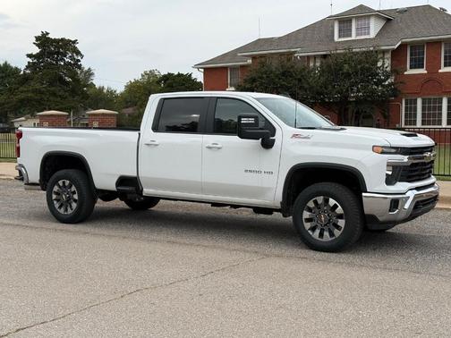2025 Chevrolet Silverado 2500 LT
